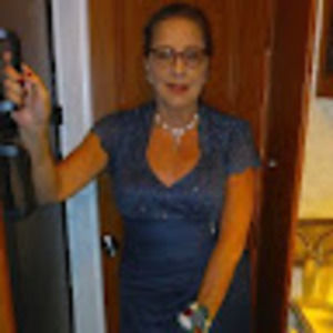 Meet your Posher, Mona